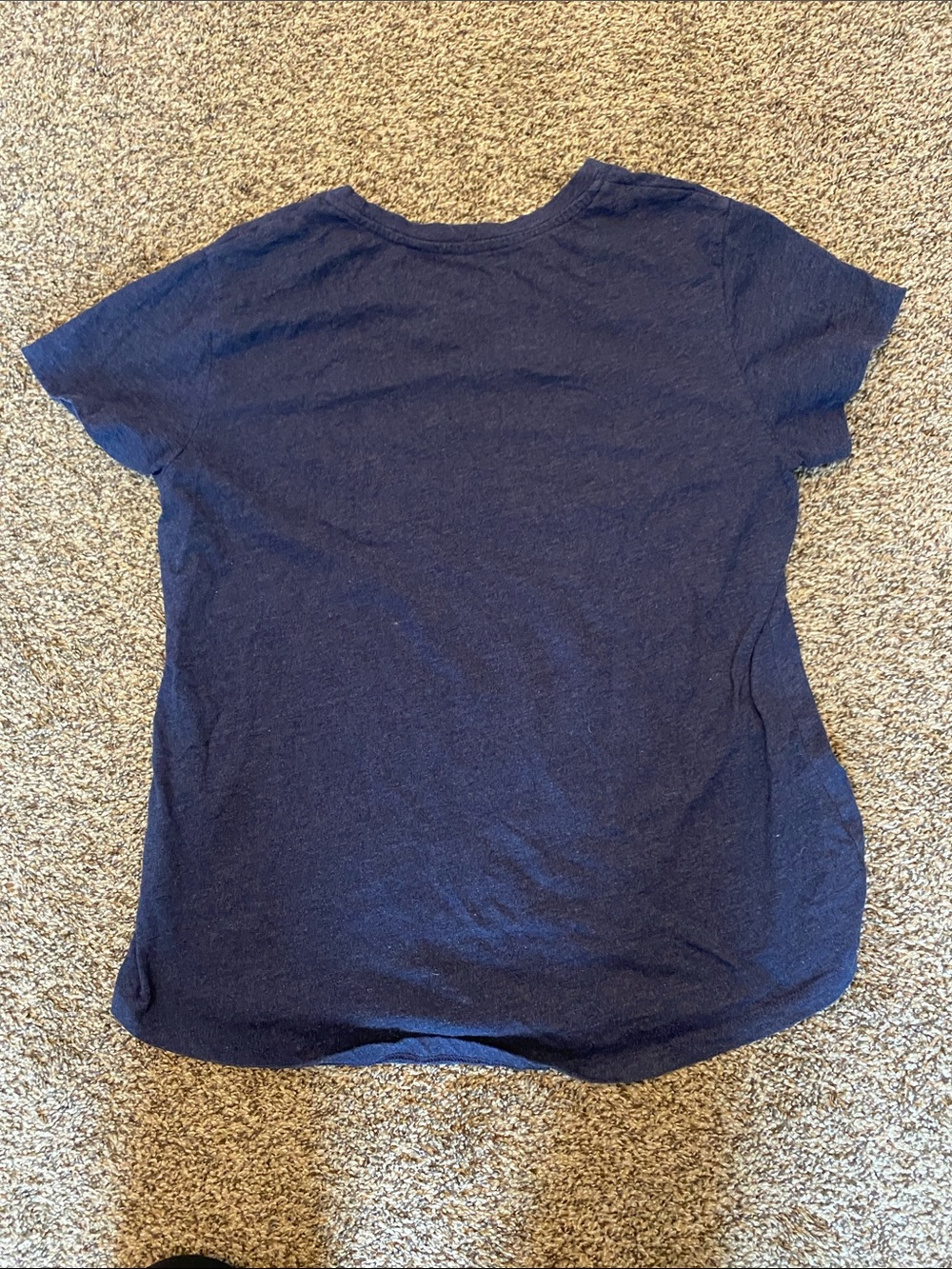 Solid tee - Picture 3 of 3